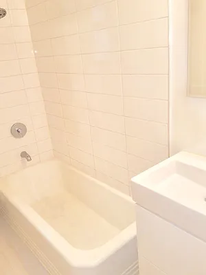 Rented by Stonehenge NYC LLC | media 12