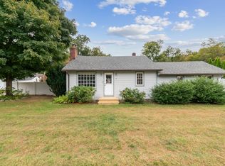9 Todds Rd, Sandy Hook, CT 06482