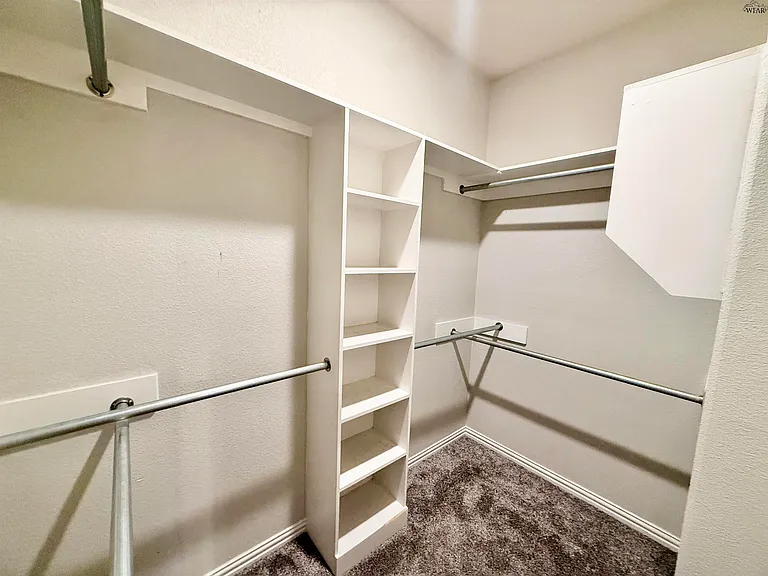 4705 Belair Blvd — Photo 14