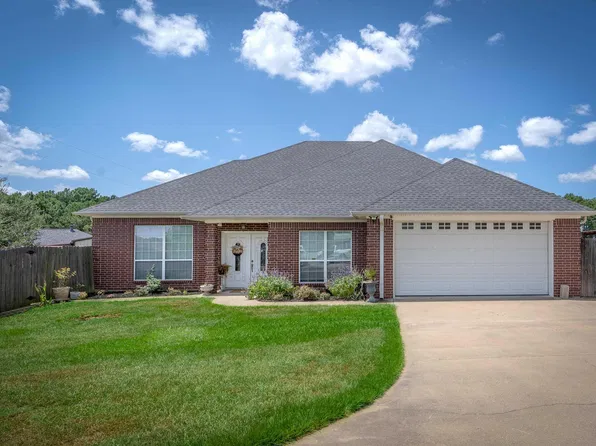 4878 Canary Rd, Gilmer, TX 75645
