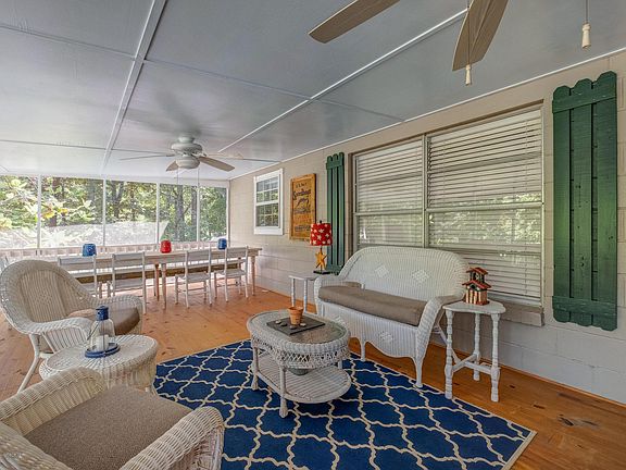 Image 3: Outdoor Living