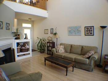 5th image of 136 Woodview Ct