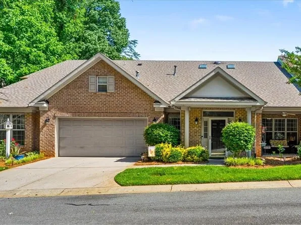 3702 Belfry Ct, Greensboro, NC 27410