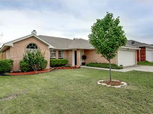 6617 Basswood Dr, Fort Worth, TX 76135