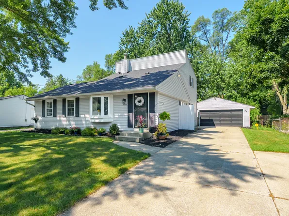 5648 Deerfield St, Portage, MI 49024