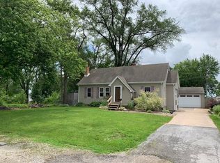 1038 37th Ave, East Moline, IL 61244