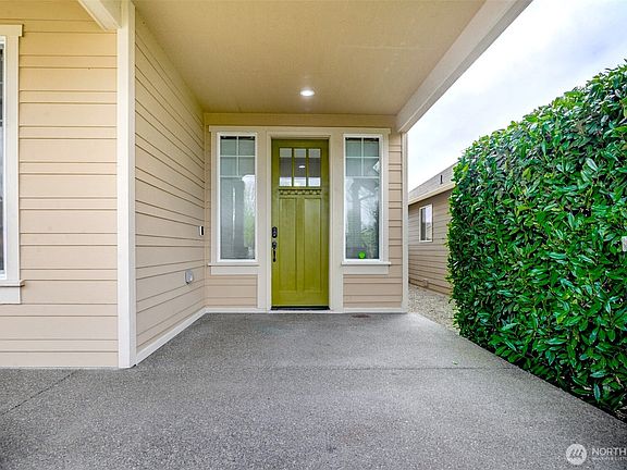 5th image of 474 Sigrist Drive E