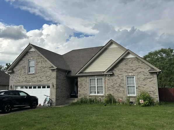 153 Foxrun, Springfield, TN 37172