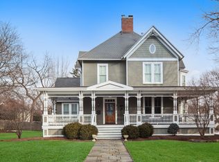 317 E 1st St, Hinsdale, IL 60521