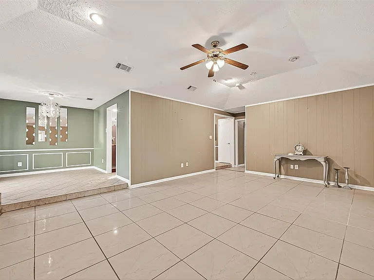 13702 Ella Lee Ln — Photo 11