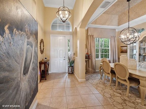 5th image of 12259 NW 77th Manor