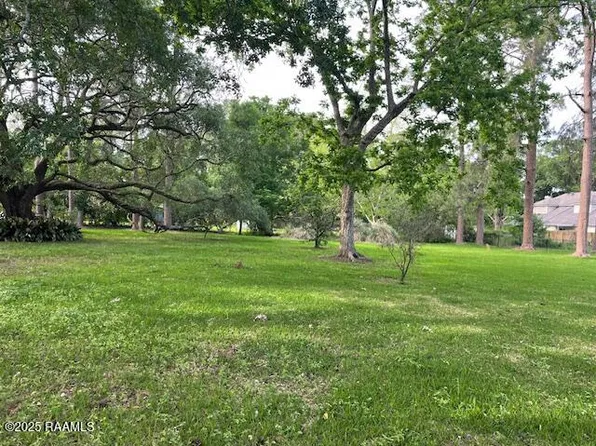 115 Ridgeview Dr, Broussard, LA 70518