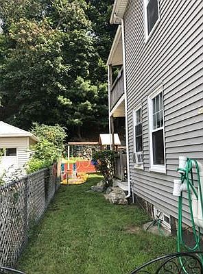 3rd image of 193 Euclid Ave