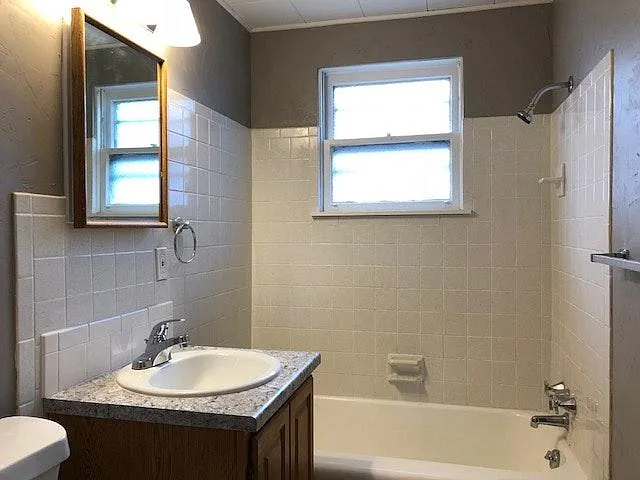 2445 Paseo Rd — Photo 8
