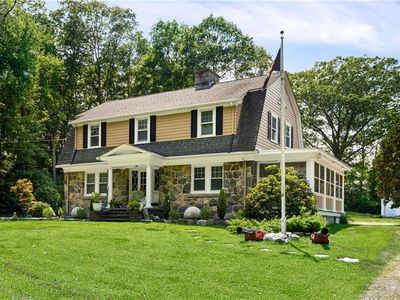 121 Commonwealth Ave, Warwick, RI, 02886