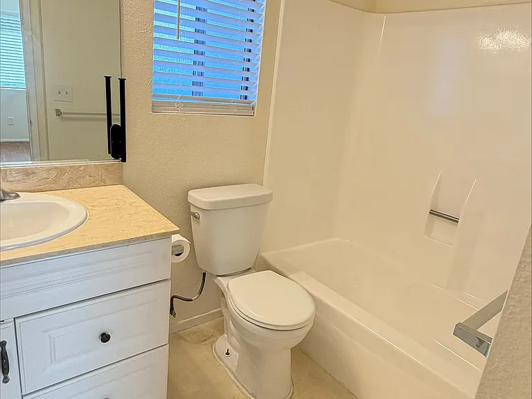 4857 College Ave #6 — Photo 9