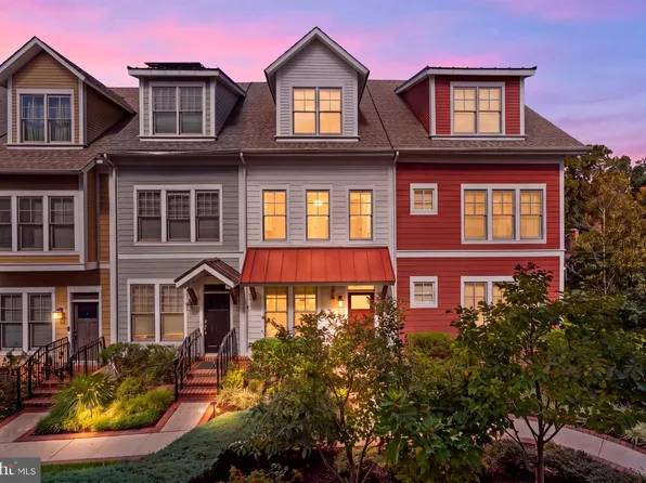 37 Ellsworth Heights St, Silver Spring, MD 20910