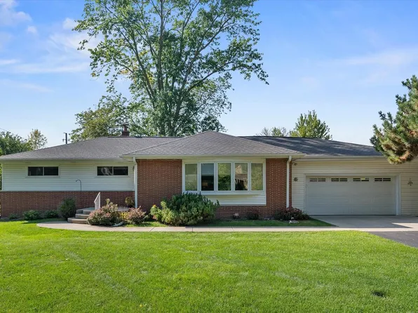 8411 North Regent ROAD, Fox Point, WI 53217