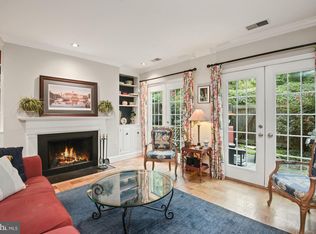 3249 Sutton Pl NW APT D, Washington, DC 20016