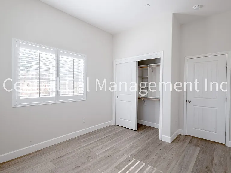 9029 Almond Creek Dr — Photo 5