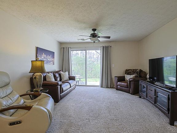 4th image of 7394 Ridgepoint Dr APT 2