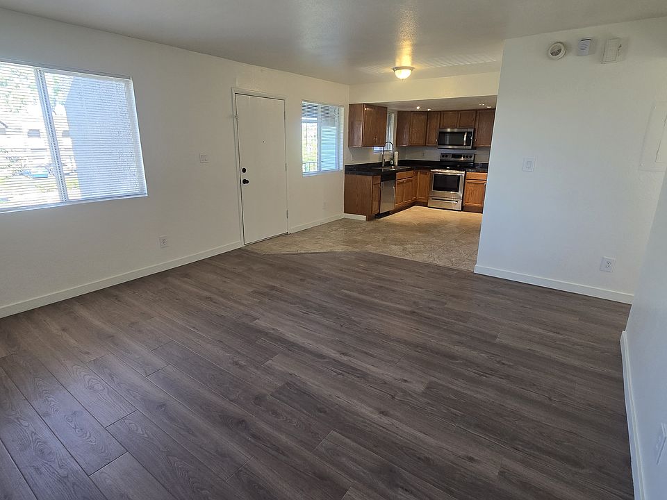 1st image of 18009 N 40th Pl APT 3