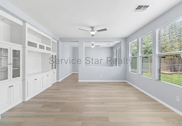 3448 E Merrill Ave — Photo 9