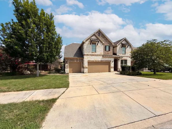 1058 CEDAR GLEN DR, New Braunfels, TX 78132