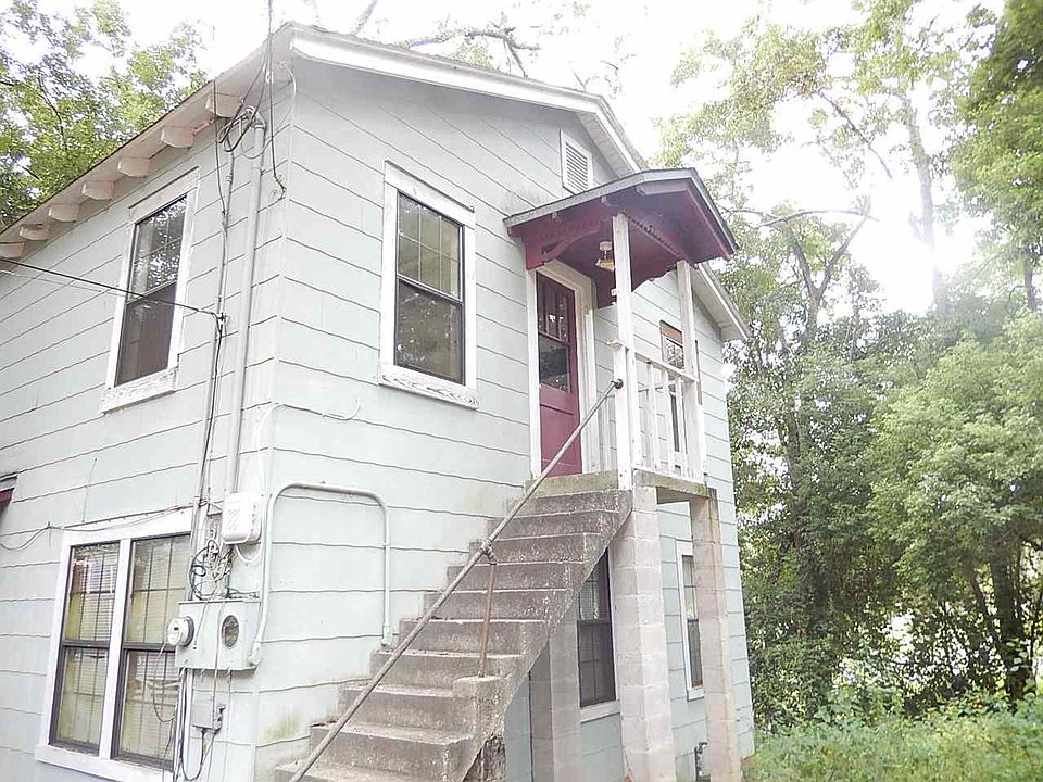 1st image of 716 N Bronough St