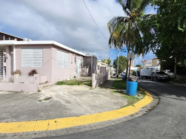 18 Gv Puerto Nuevo Calle Artico #625, San Juan, PR 00920