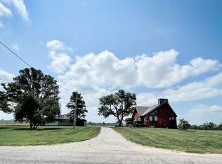 2101 E Henry Rd, Vincennes, IN 47591