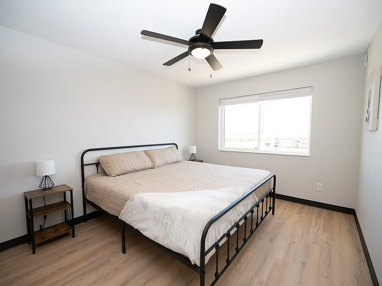 1075 4th St NE #131 — Photo 7