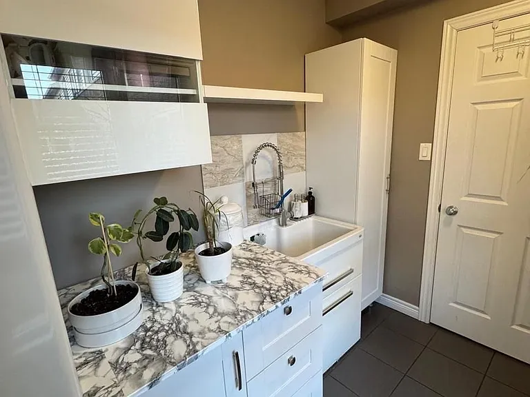14 Amos Dr #29 — Photo 22