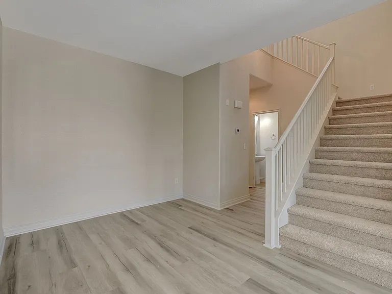 10649 Tuckermans Ave — Photo 19