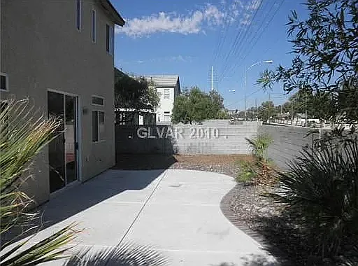 3874 Rugen Ave — Photo 22