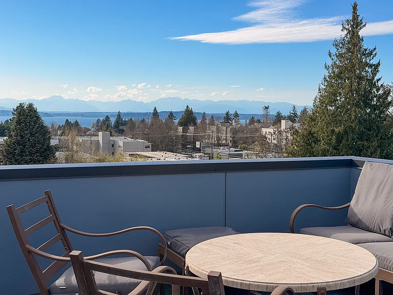 6320 41st Ave SW #A — Photo 18