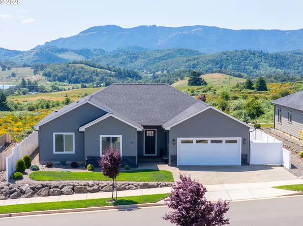 847 Pebble Crk, Sutherlin, OR 97479
