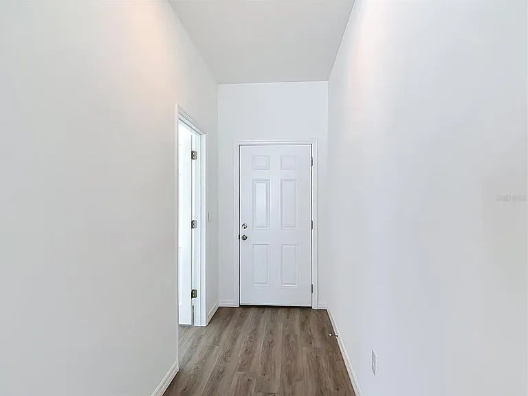 1081 McCrory St — Photo 10