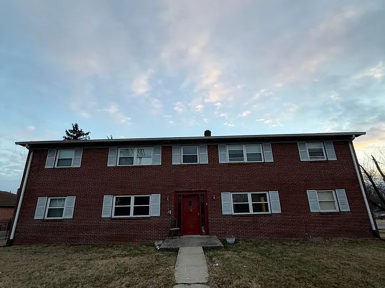 5907 Staughton Dr — Photo 1