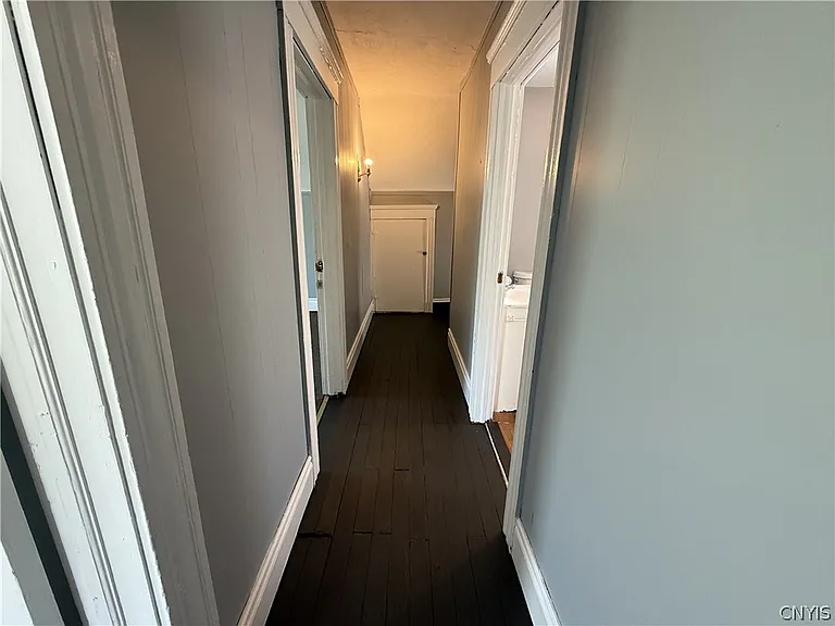 154 Seeley Ave — Photo 11