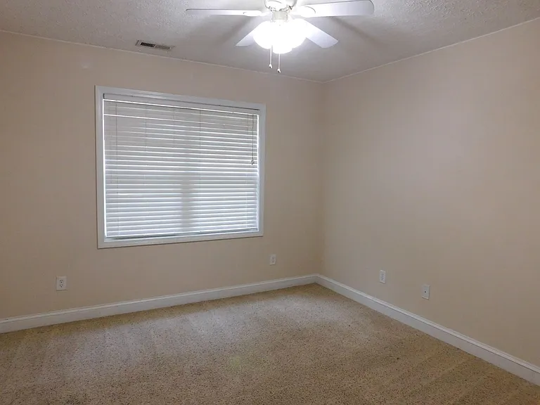 408 Sweet Gum Way — Photo 36