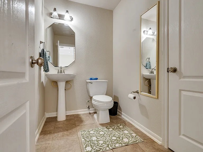 306 Heritage Shr — Photo 26