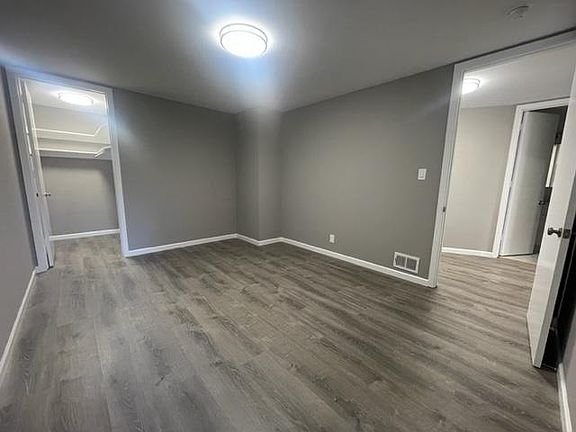 5th image of 270 26th Ave APT 1