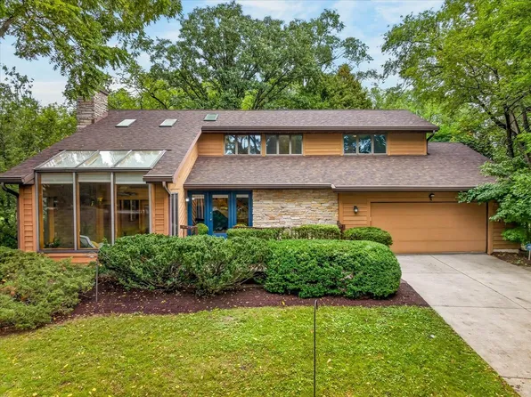 6130 Old Middleton Rd, Madison, WI 53705