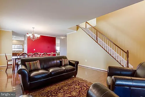 108 Carriage Hill Dr Photo 1