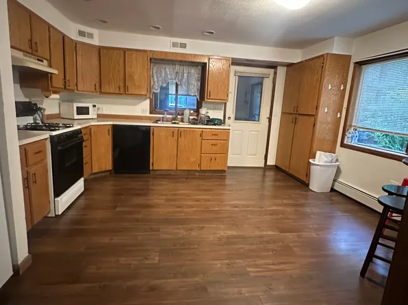 2350 S Tundra Rose Dr, Wasilla, AK