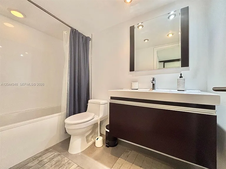 2030 S Ocean Dr #423 — Photo 16