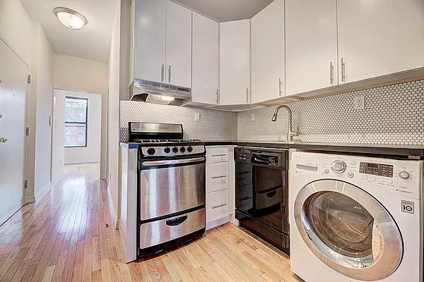 Rented by REAL New York | media 1