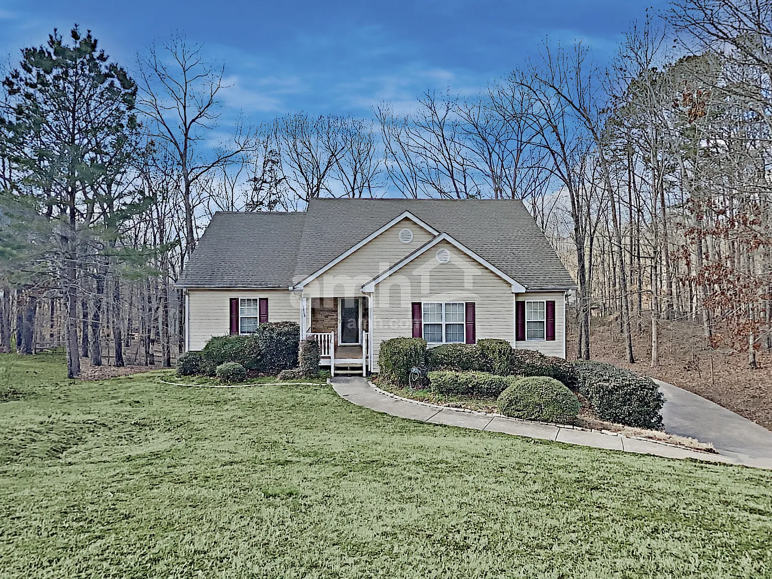 4 bed, 3.0 bath, 1806 sqft, $2,355 — Photo 1