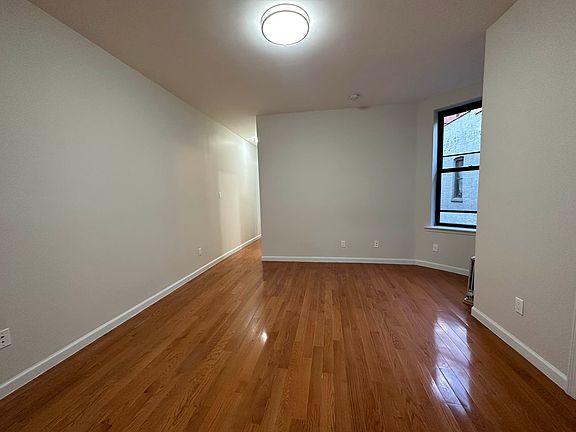 2nd image of 4124 29th St APT 5A